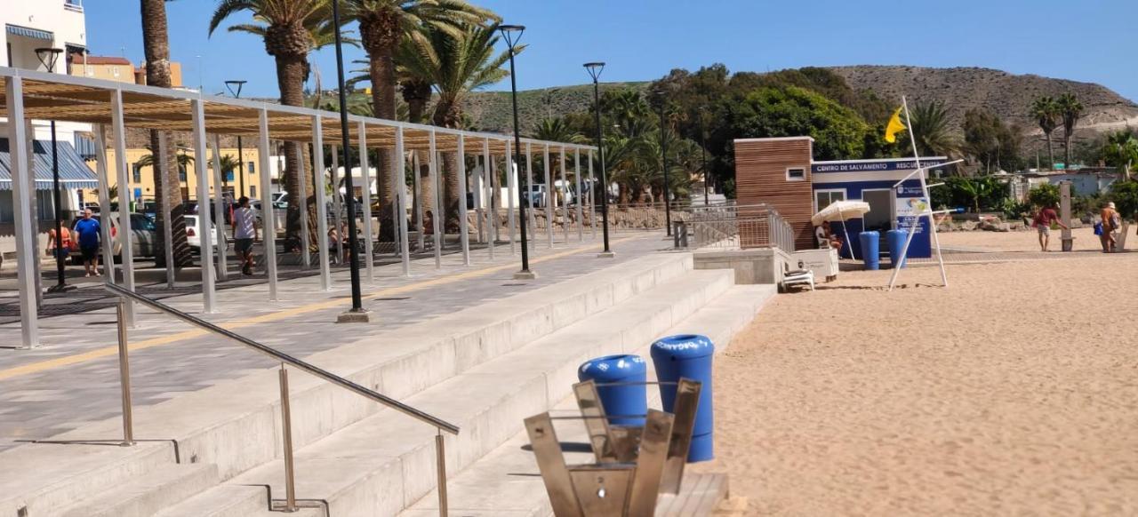 Arguineguin Beach, Penthouse Apartment And Jacuzzi Exterior photo